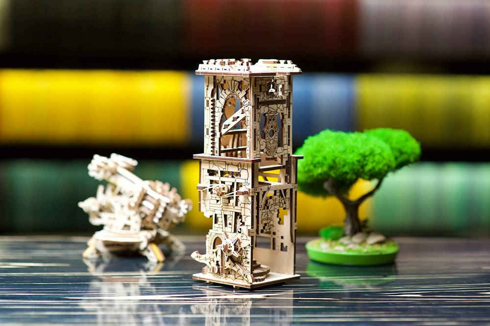 Ugears Archballista-Tower Model