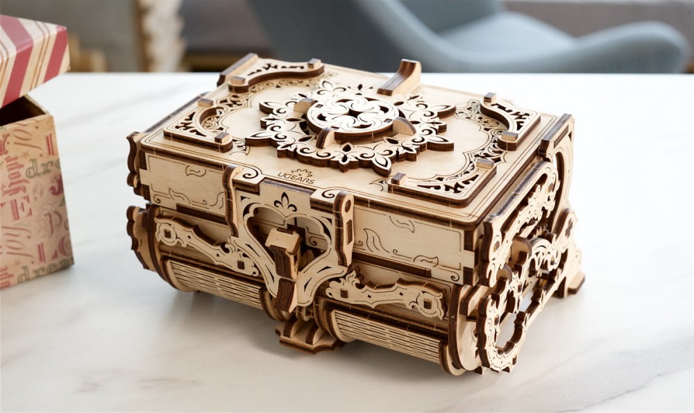 ugearsmodels-mechanical-model-Antique-Box_07-max-1000